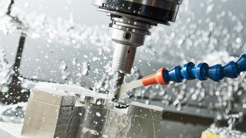 Industrielle CNC-Metallbearbeitung durch Vertikalfräse